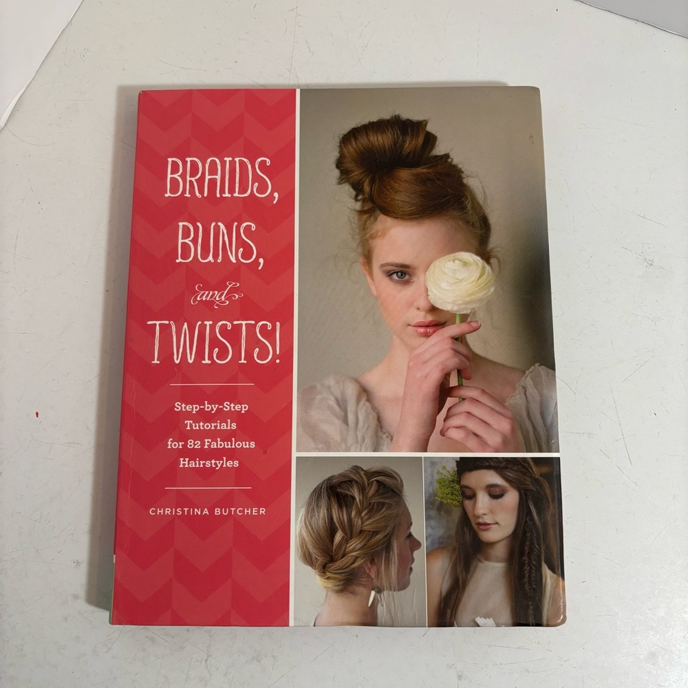 🛍️3/$30 Braids, buns, and twists hair tutorial book‎